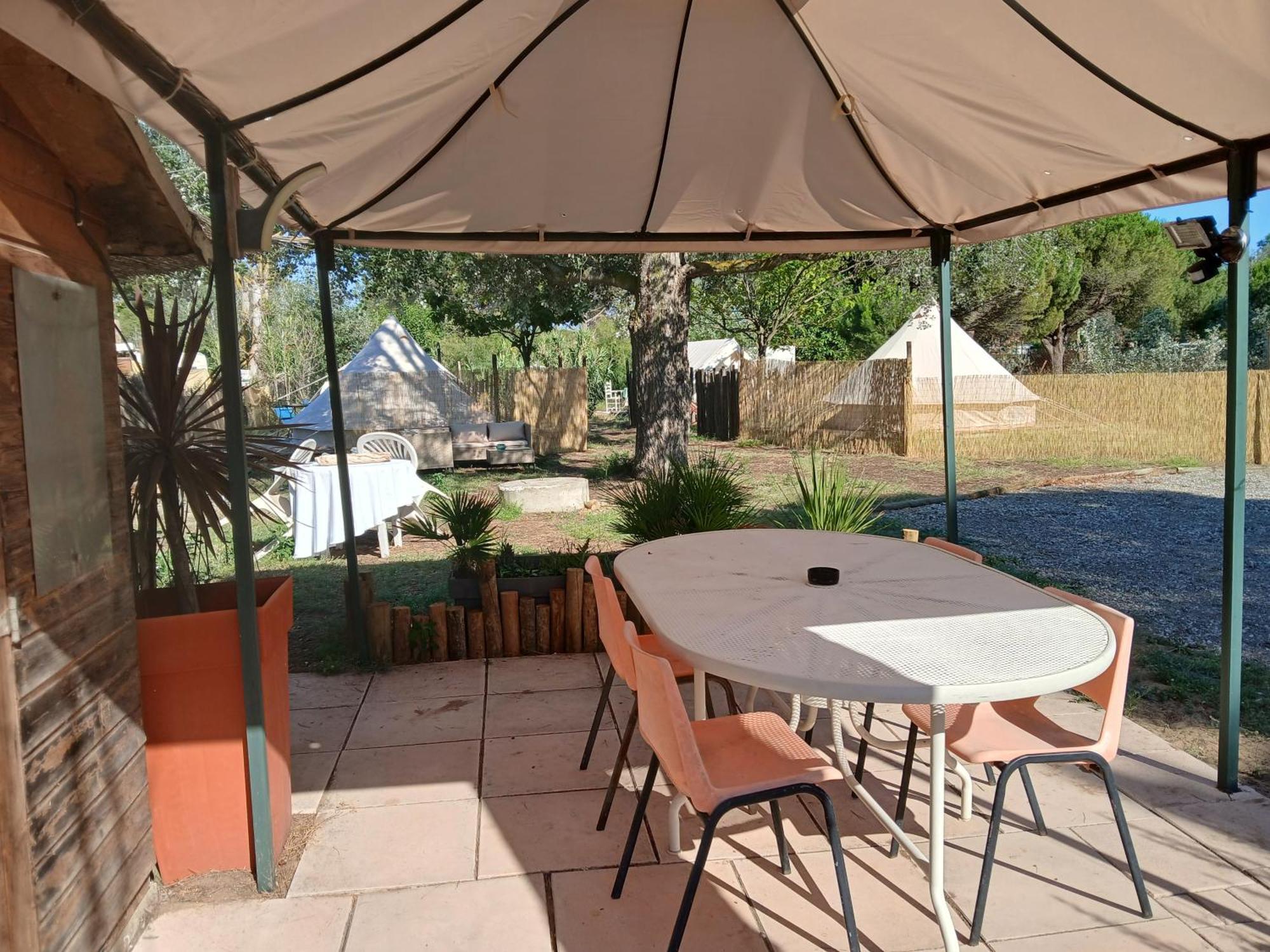 Le Jeklo Hotel Vias Exterior photo